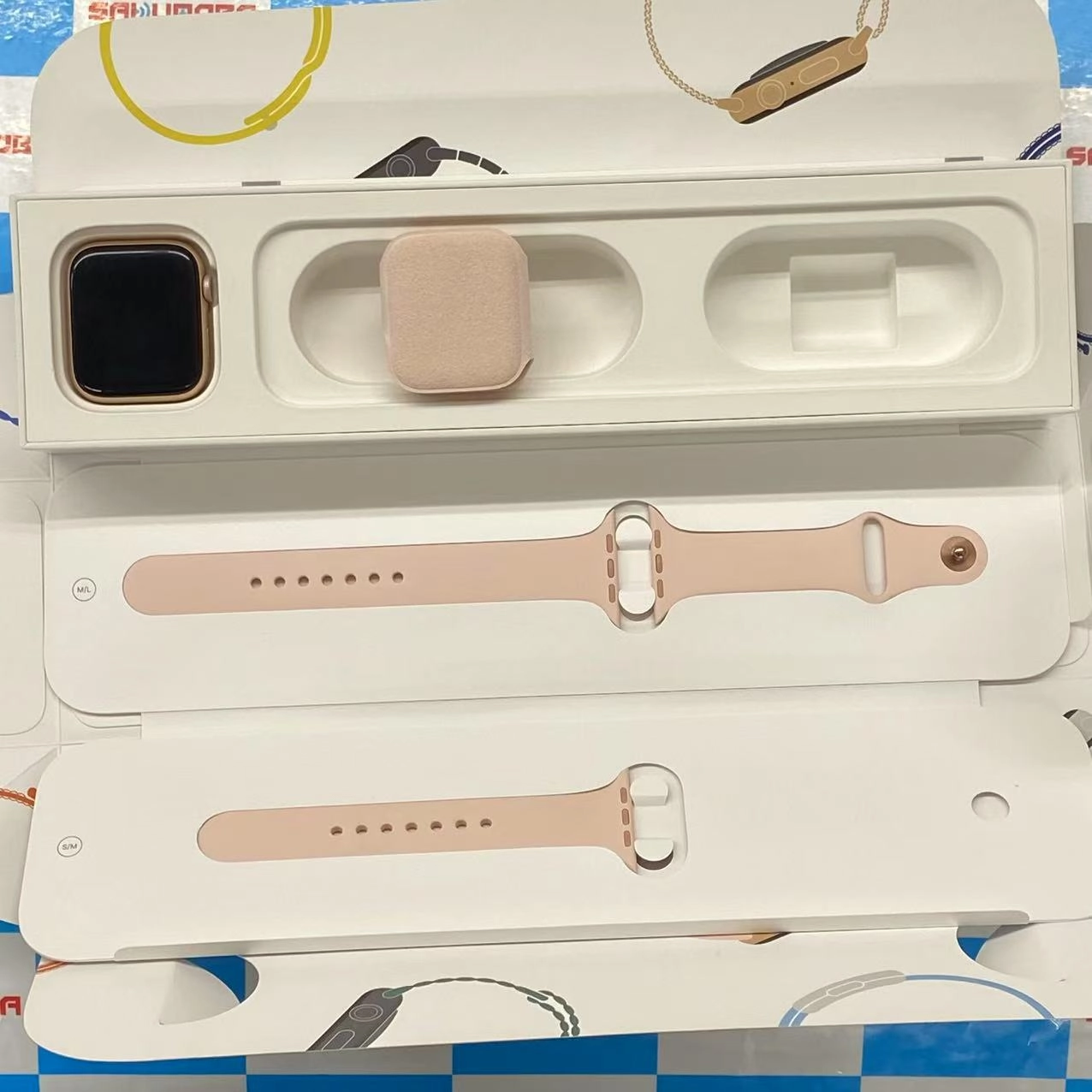 Apple Watch Series4 40mm GPS+Cellularモデル 16GB ゴ-ルド MTVW2J/A SIMフリー