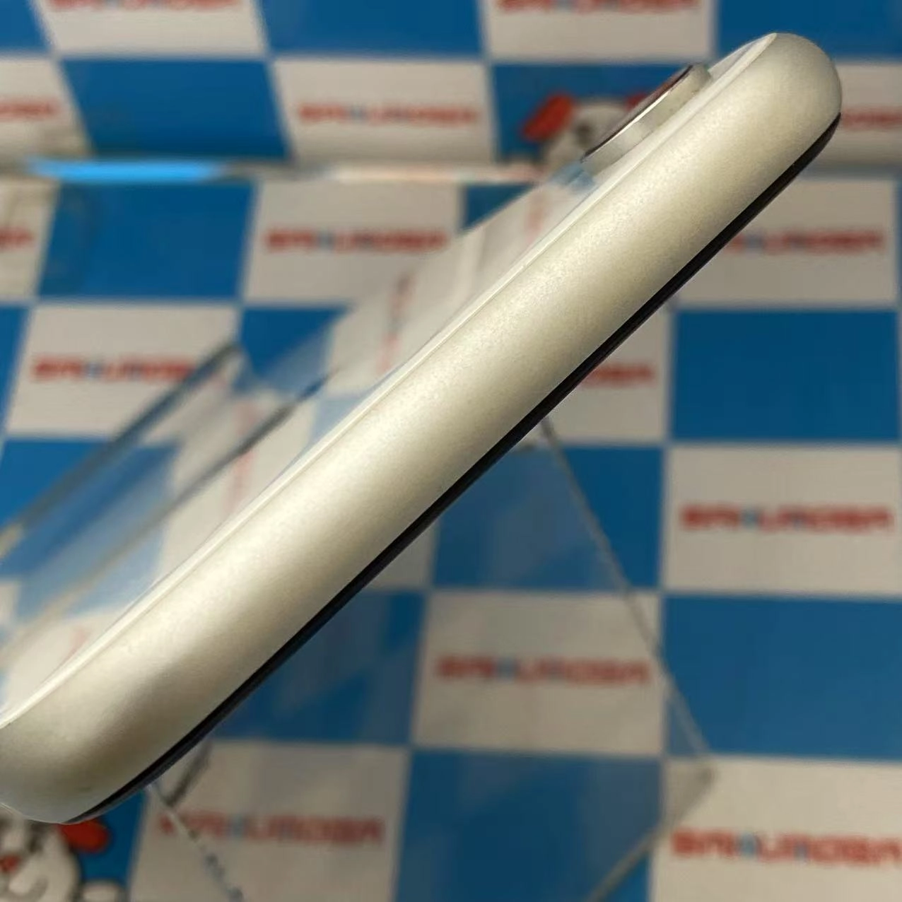 iPhoneXR 64GB ホワイト MT032J/A SoftBank版SIMフリー ジャンク品