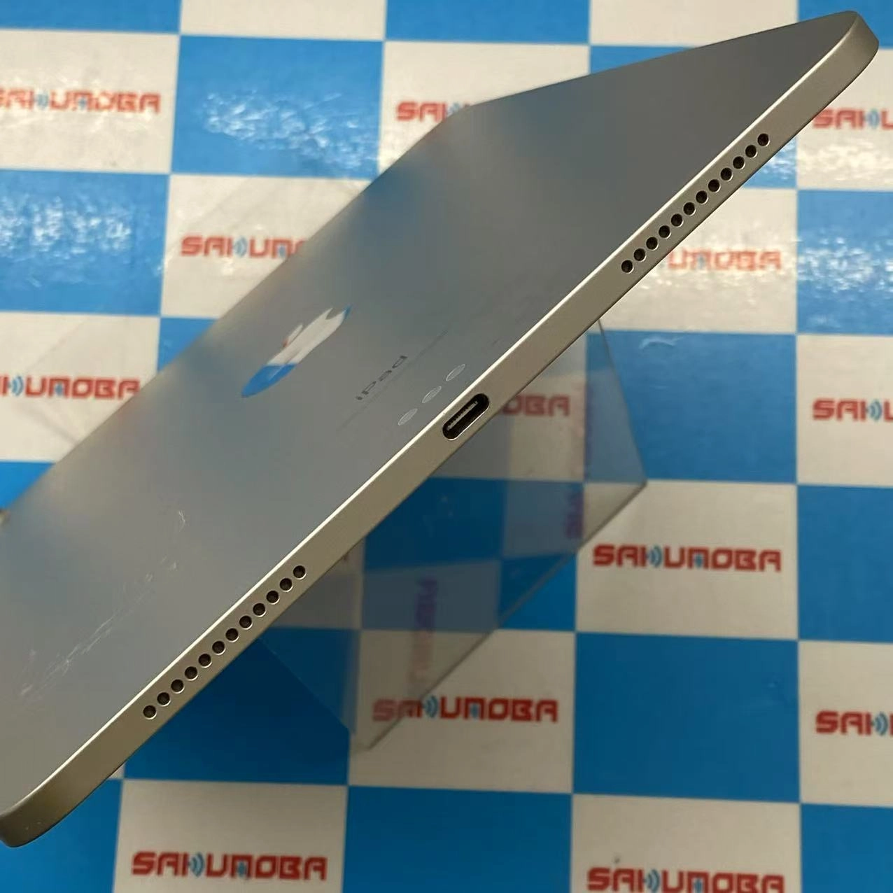 iPad Air 第4世代 Wi-Fiモデル 64GB シルバー FYFN2J/A