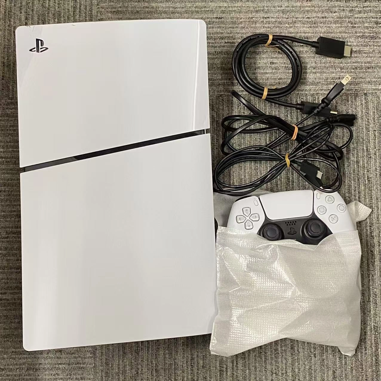 PlayStation 5 デジタル・エディション 1TB ホワイト CFI-2000B01