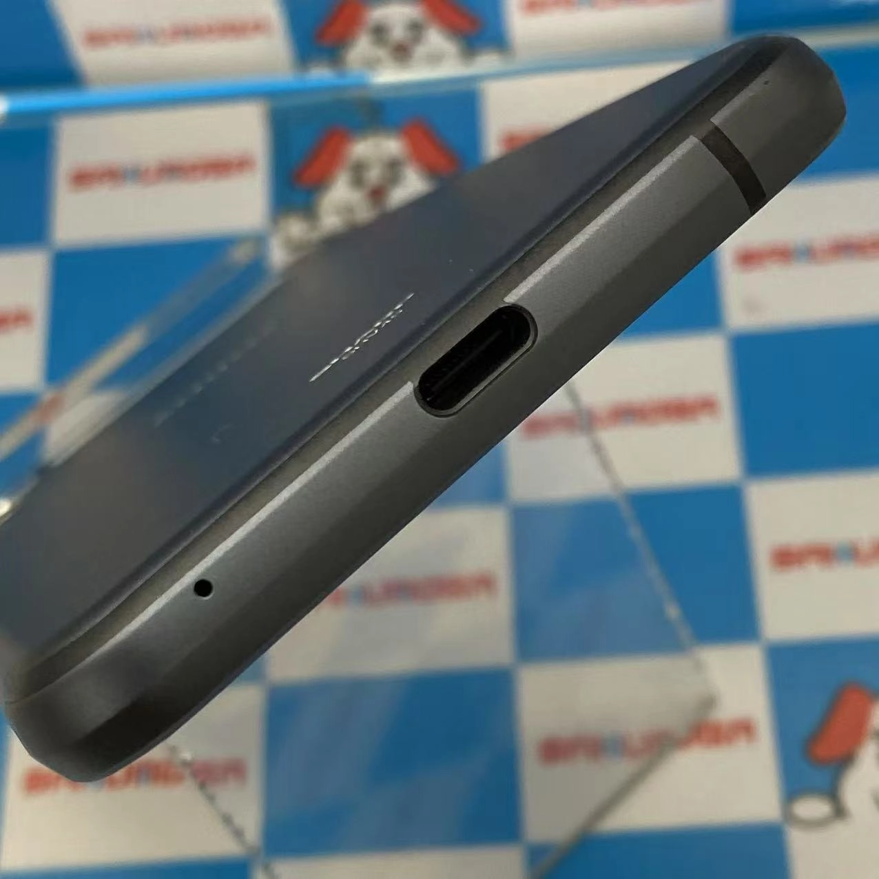 AQUOS sense3 64GB ブラック SHV45 SIMロック解除済 AU版SIMフリー 新品同様品