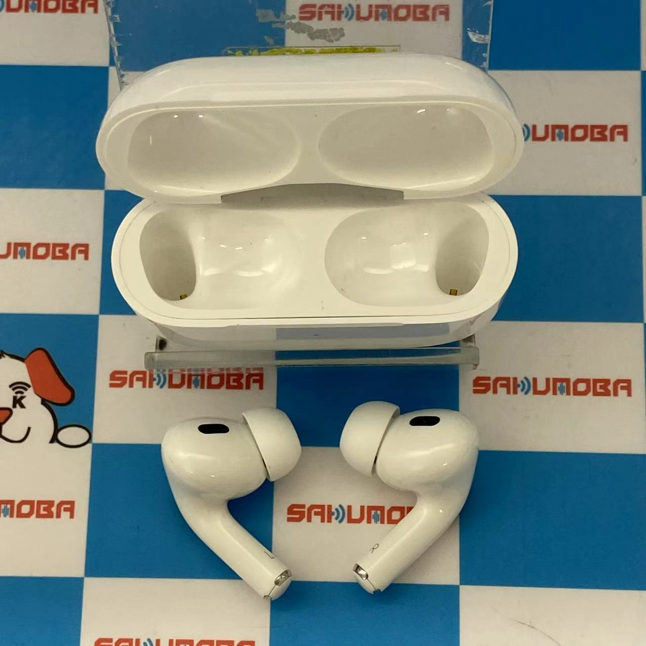 AirPods Pro 第2世代 MagSafe充電ケース(USB-C)付き ホワイト A2968