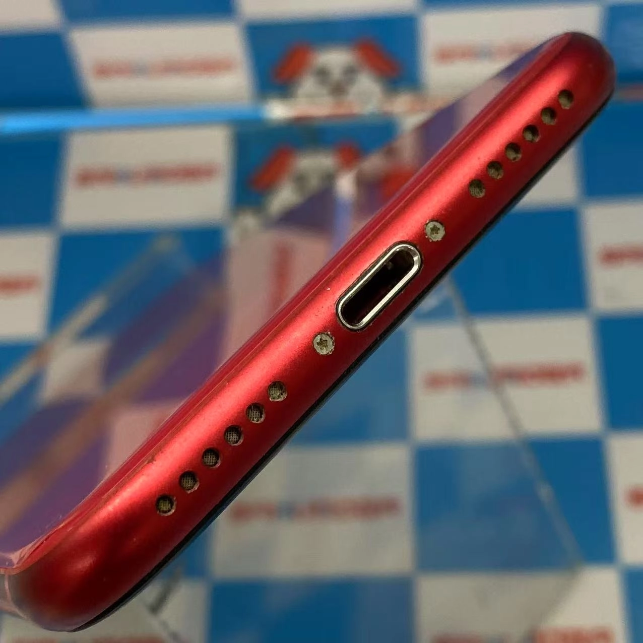 iPhoneSE 第2世代 64GB Product Red MX9U2J/A docomo版SIMフリー ジャンク品