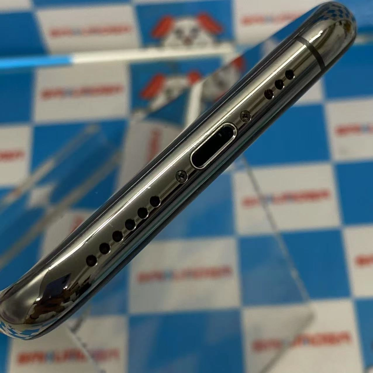 iPhoneXS 64GB スペースグレイ MTAW2J/A AU版SIMフリー au