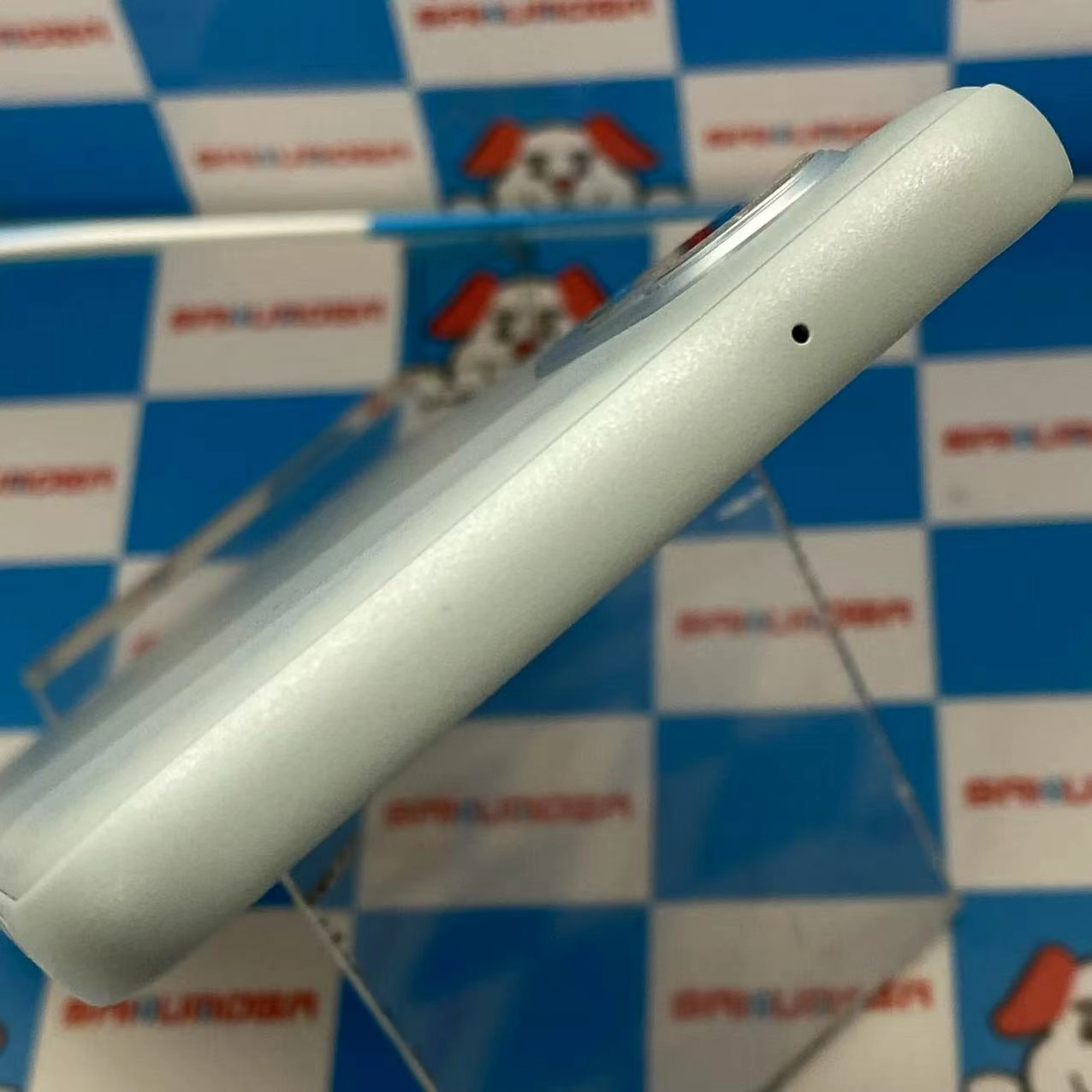 arrows We2 4GB/64GB ライトブルー FCG02 UQmobile版SIMフリー 美品