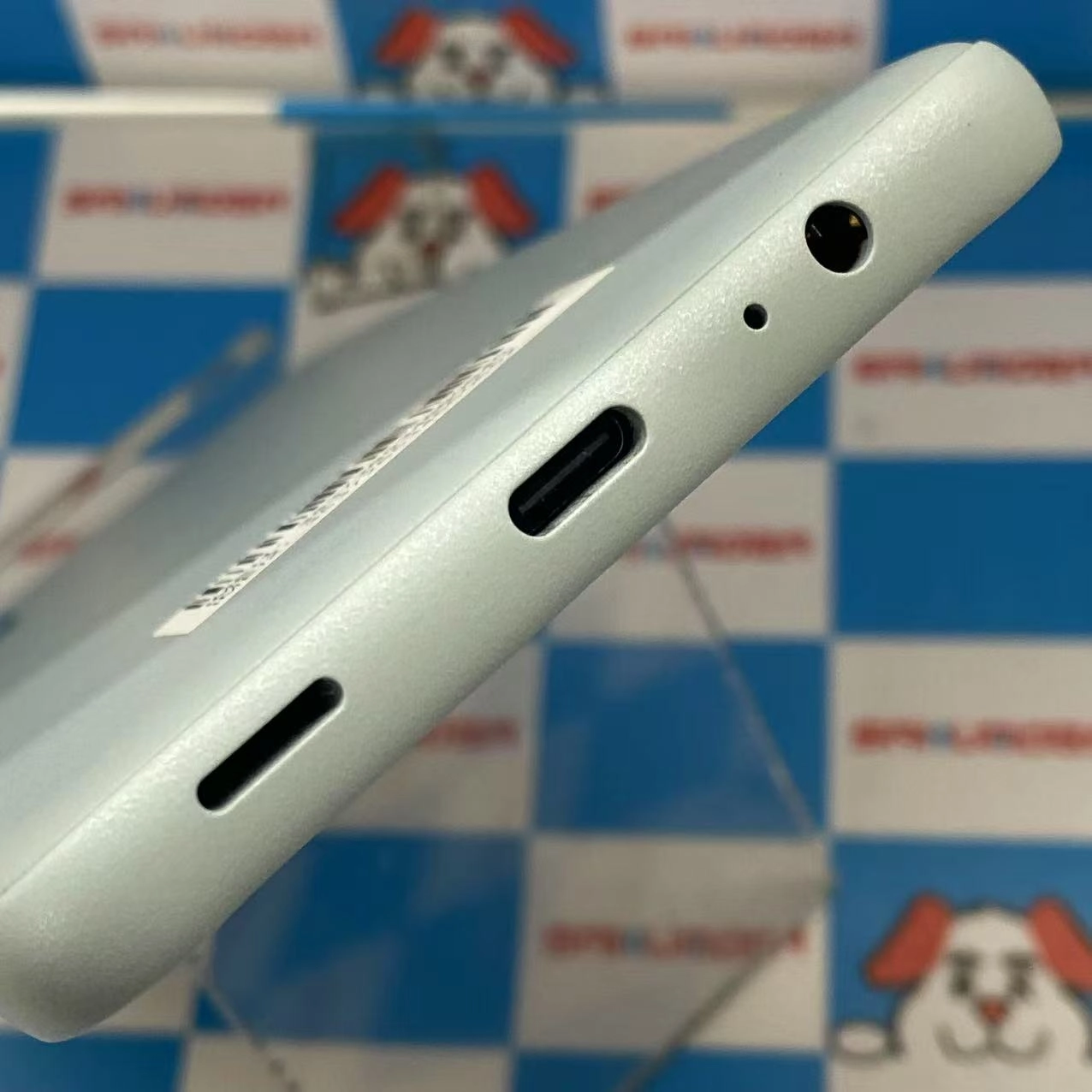 arrows We2 4GB/64GB ライトブルー FCG02 UQmobile版SIMフリー 美品