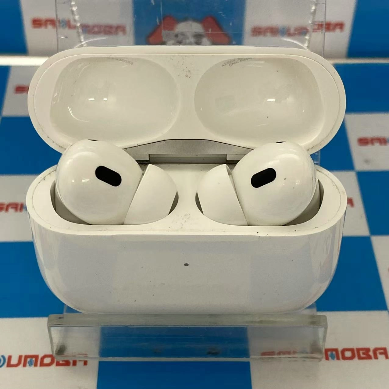 AirPods Pro 第2世代 MagSafe充電ケース(USB-C)付き ホワイト A2968