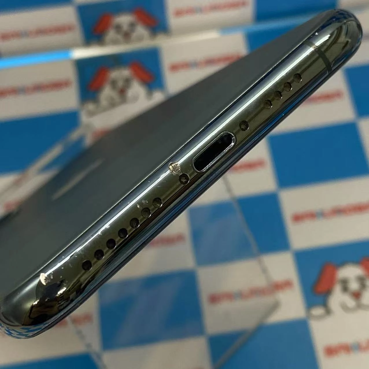 iPhone11 Pro Max 256GB ミッドナイトグリーン MWHM2J/A docomo版SIMフリー ジャンク品