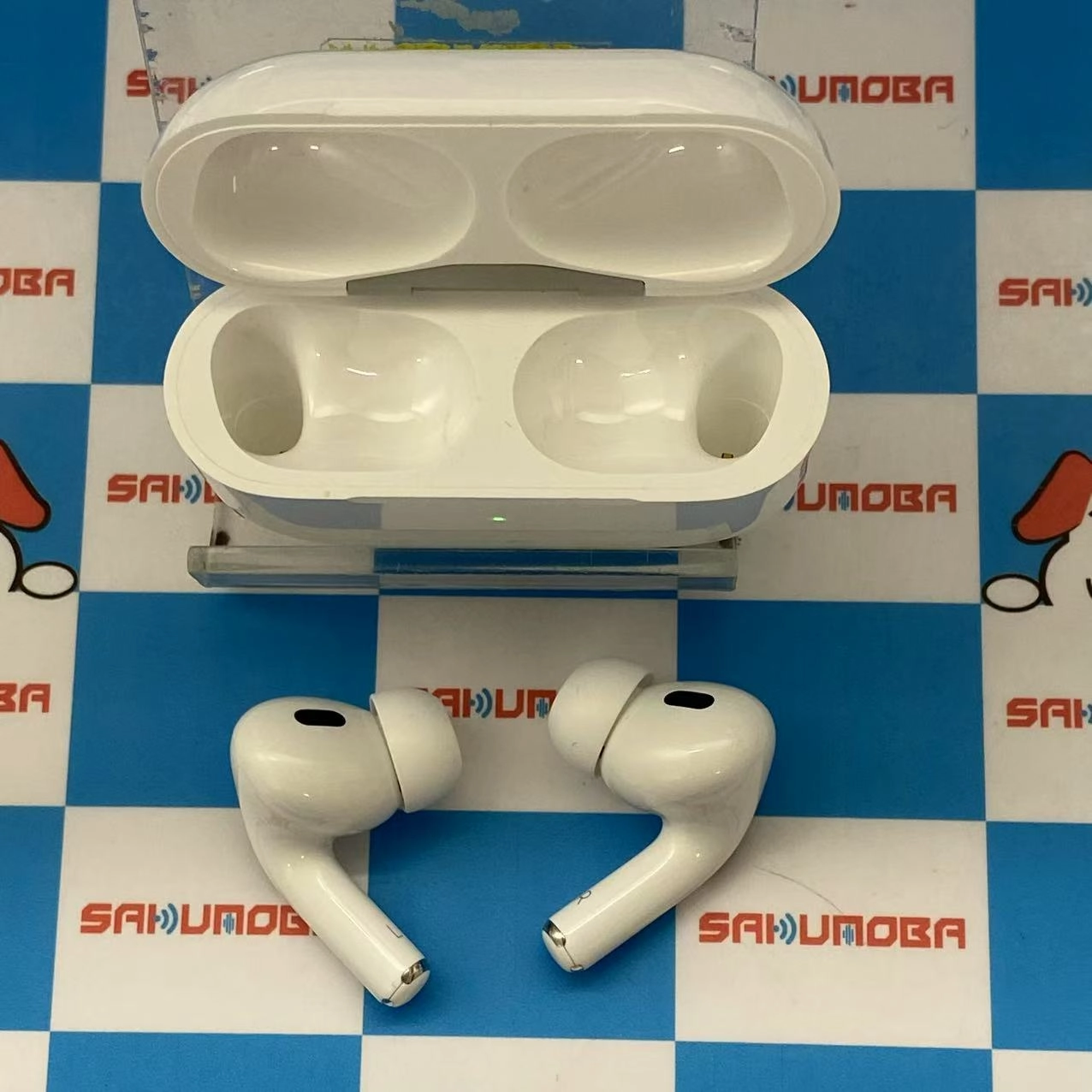 AirPods Pro 第2世代 MagSafe充電ケース(USB-C)付き ホワイト MTJV3J/A 開封未使用品