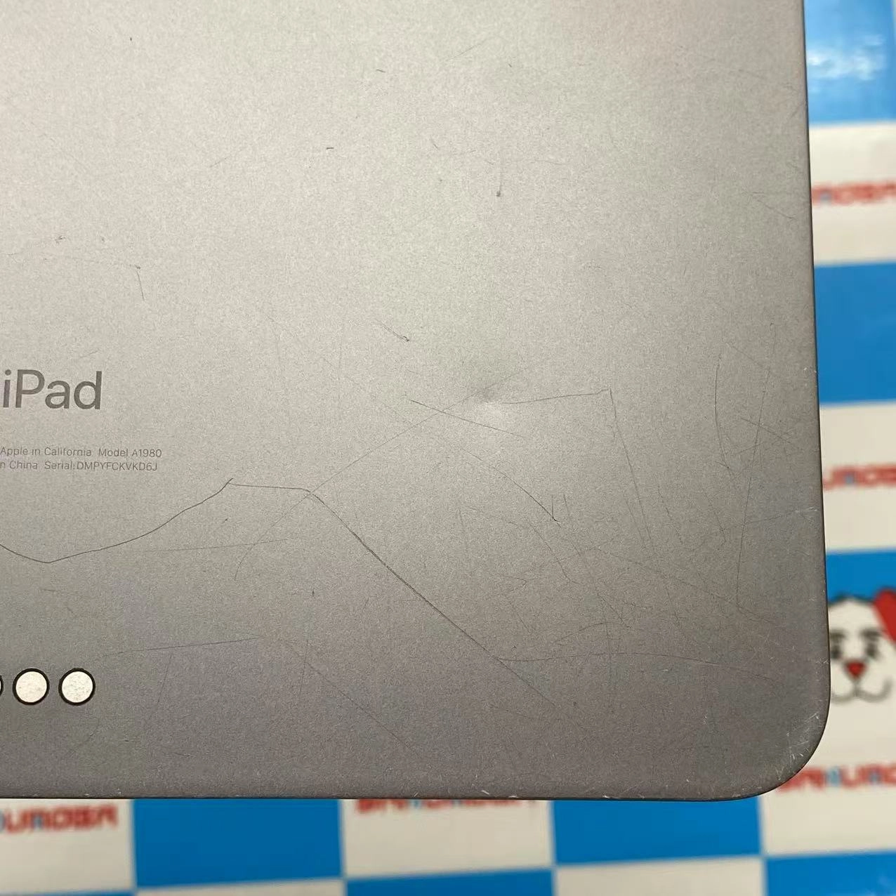 iPad Pro 11インチ 第1世代 Wi-Fiモデル 64GB スペースグレイ MTXN2J/A 訳あり品