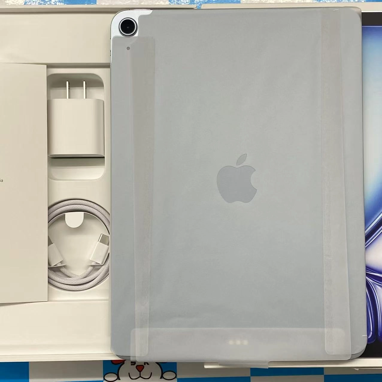 iPad Air 11インチ 第7世代 Wi-Fiモデル 256GB ブルー MCA34J/A 開封未使用品