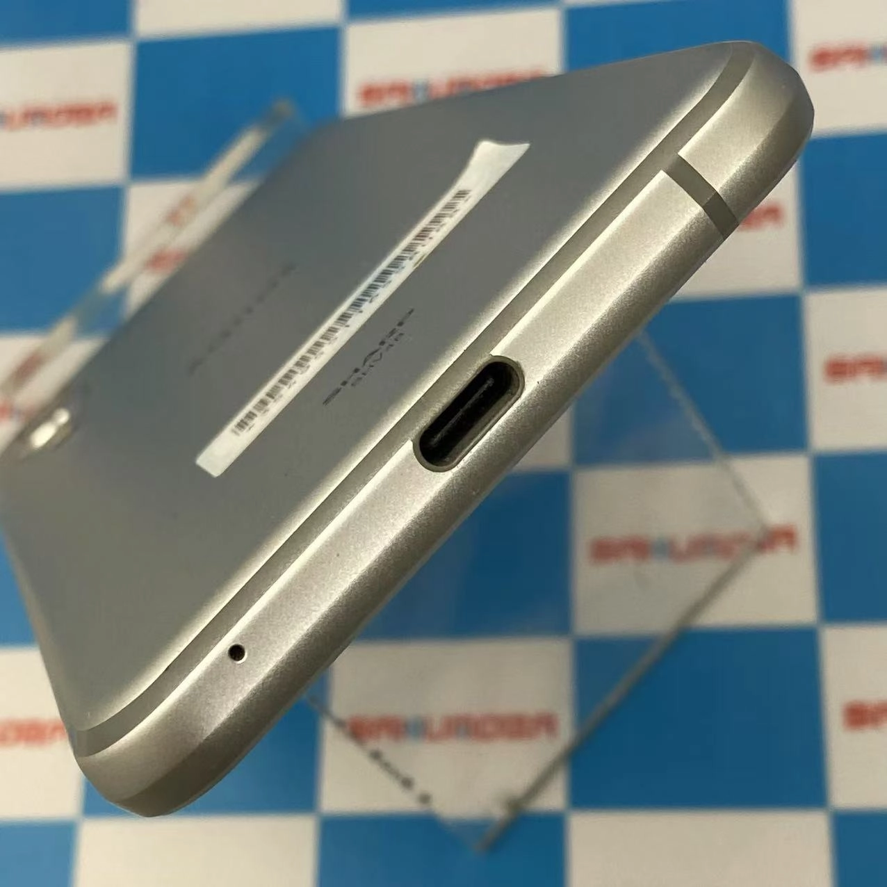 AQUOS sense3 basic 32GB シルバー SHV48 AU版SIMフリー 美品