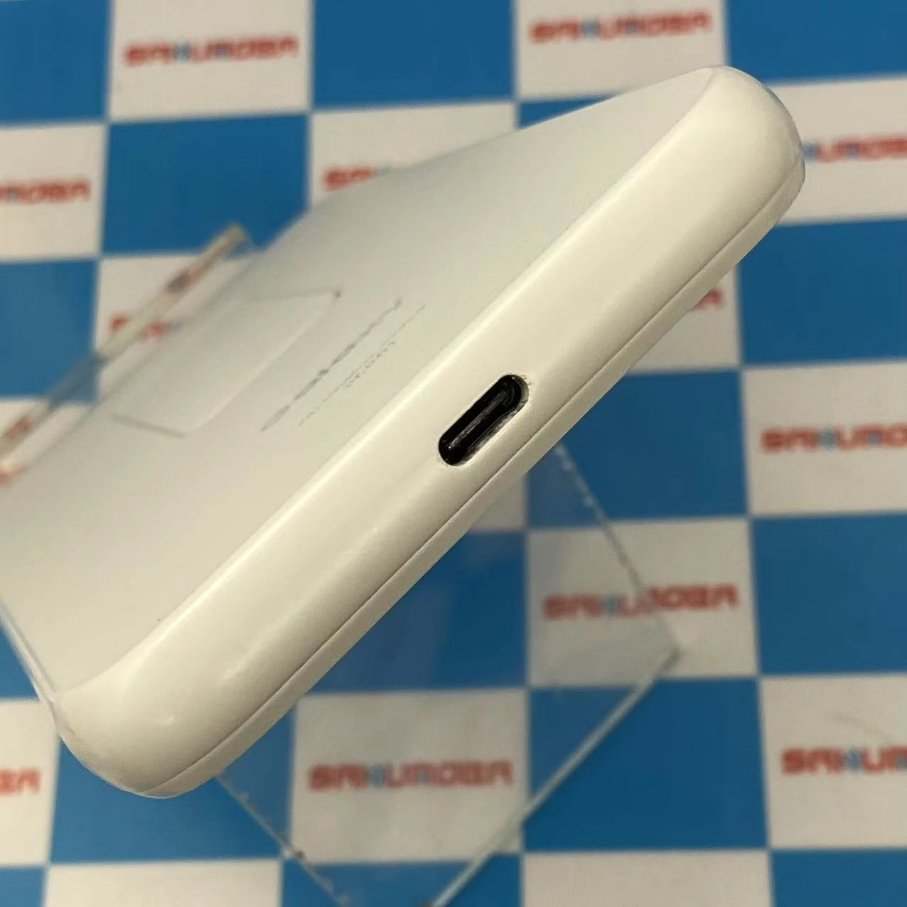 Galaxy 5G Mobile Wi-Fi SCR01 ** ホワイト