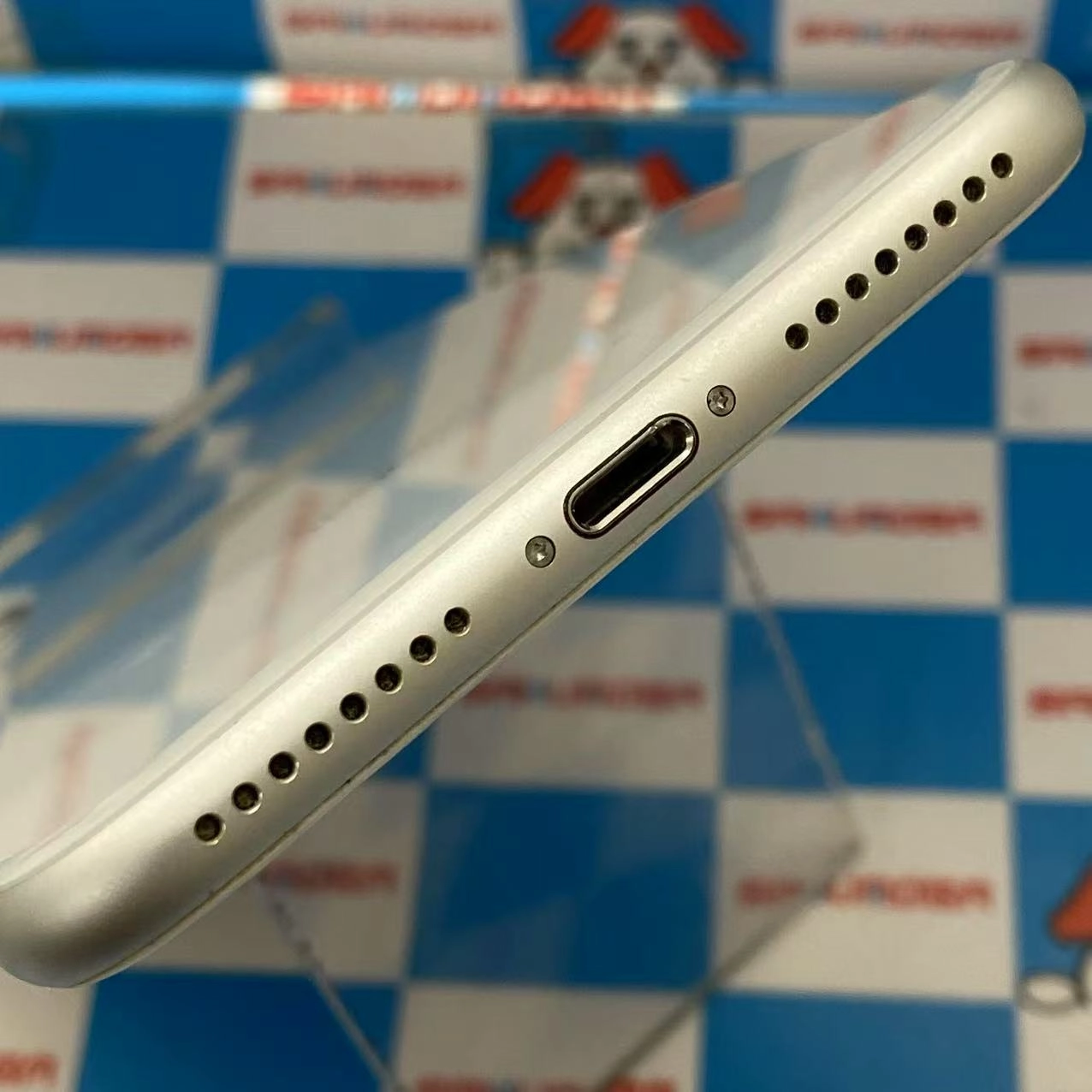 iPhone8 Plus 64GB シルバー MQ9L2J/A AU版SIMフリー 美品