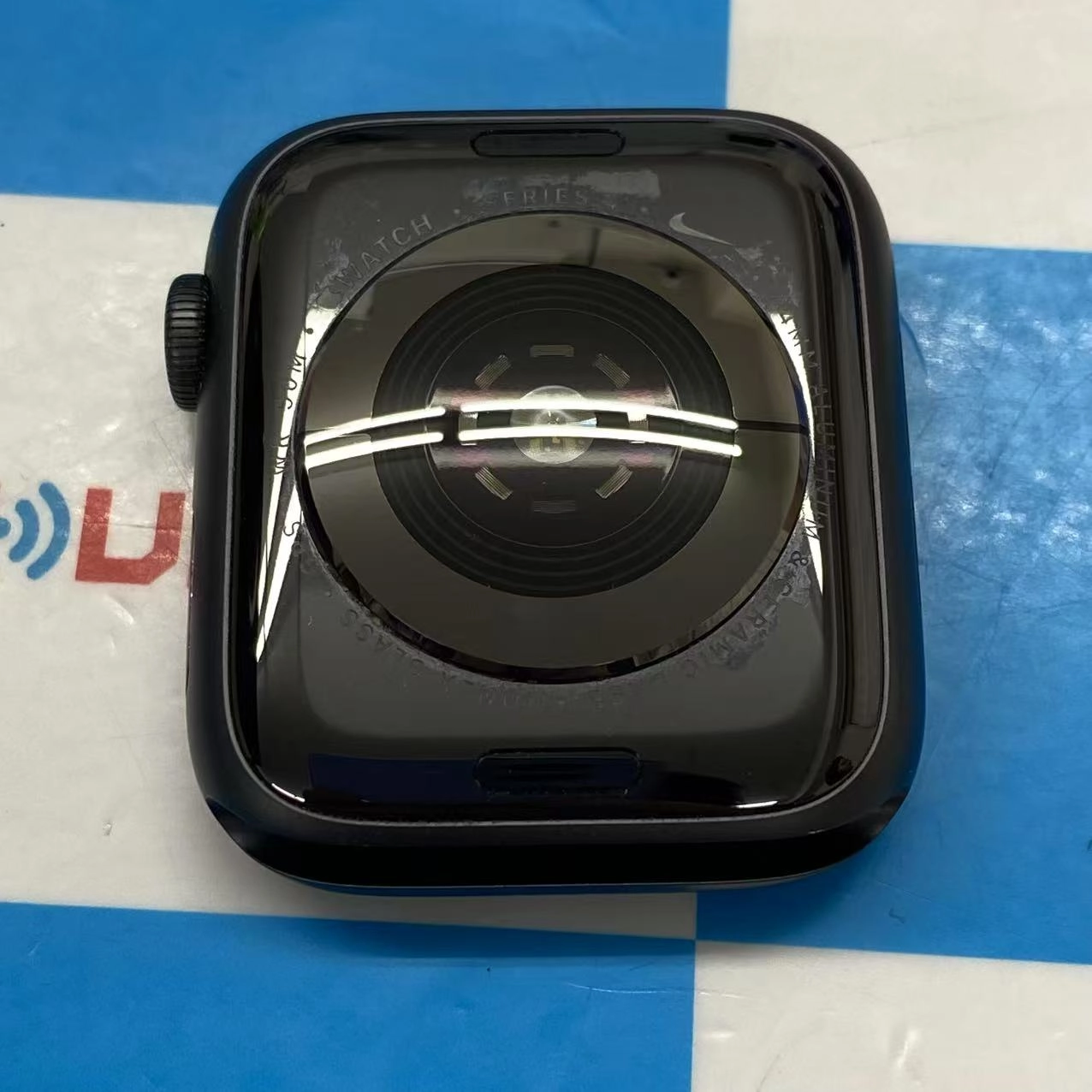 Apple Watch Nike+ Series 4 16GB スペースグレイ MU6L2J/A