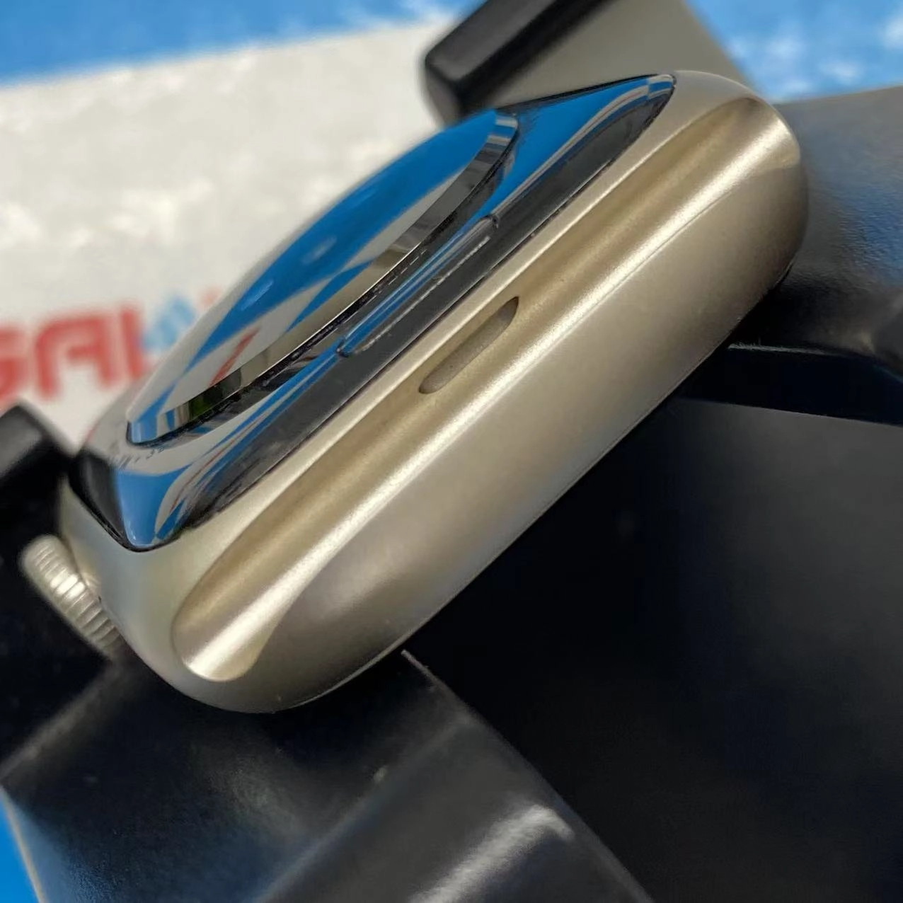 Apple Watch Series8 41mm GPSモデル 32GB スターライト MNPD3J/A 美品