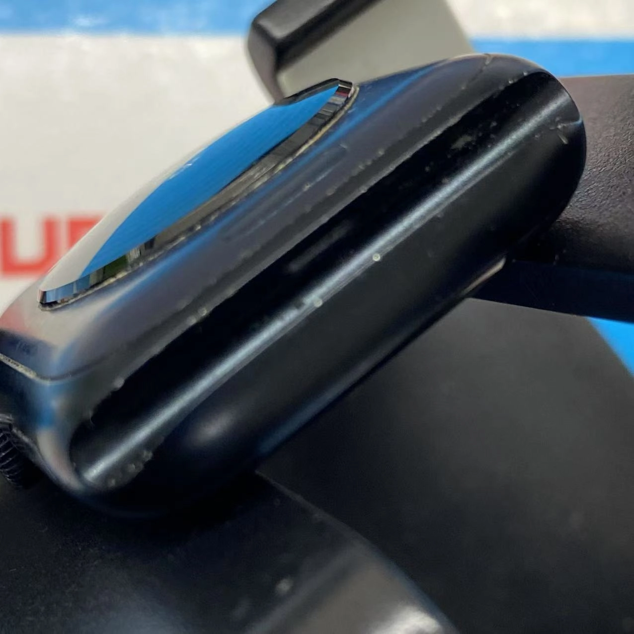 Apple Watch SE 第2世代 40mm GPSモデル 32GB ミッドナイト MNL83J/A