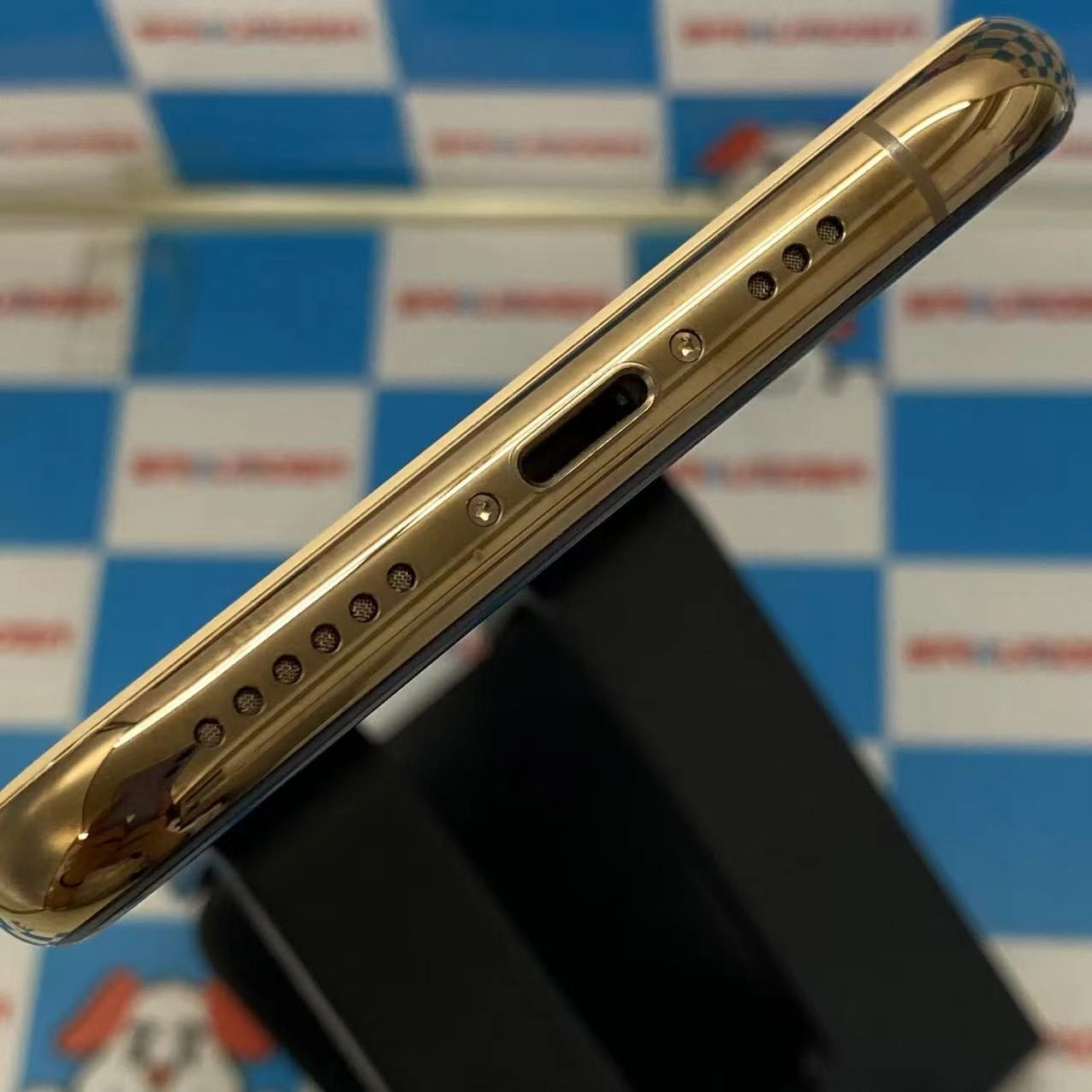 iPhone11 Pro 64GB ゴールド NWC52J/A docomo版SIMフリー 美品