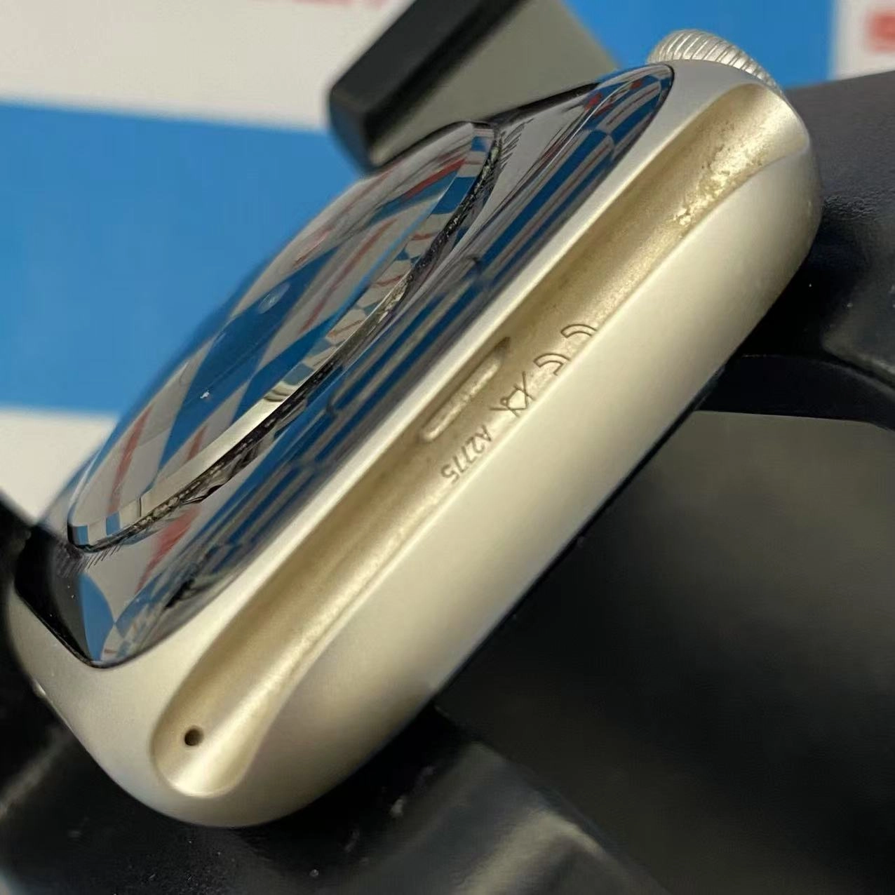 Apple Watch Series8 45mm GPS+Cellularモデル 32GB スターライトアルミニウム MNK73J/A SIMフリー 極美品