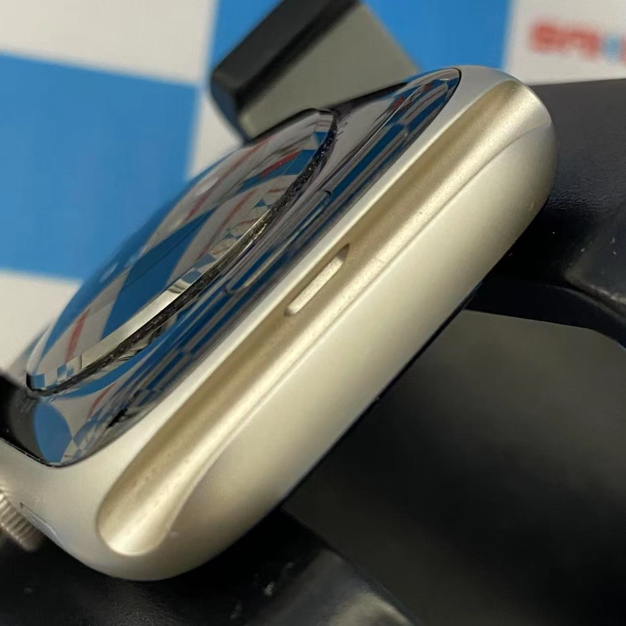 Apple Watch Series8 45mm GPS+Cellularモデル 32GB スターライトアルミニウム MNK73J/A SIMフリー 極美品