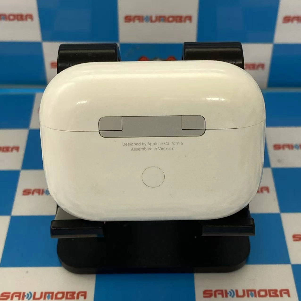 AirPods Pro 第2世代 MagSafe充電ケース(USB-C)付き ホワイト MTJV3J/A