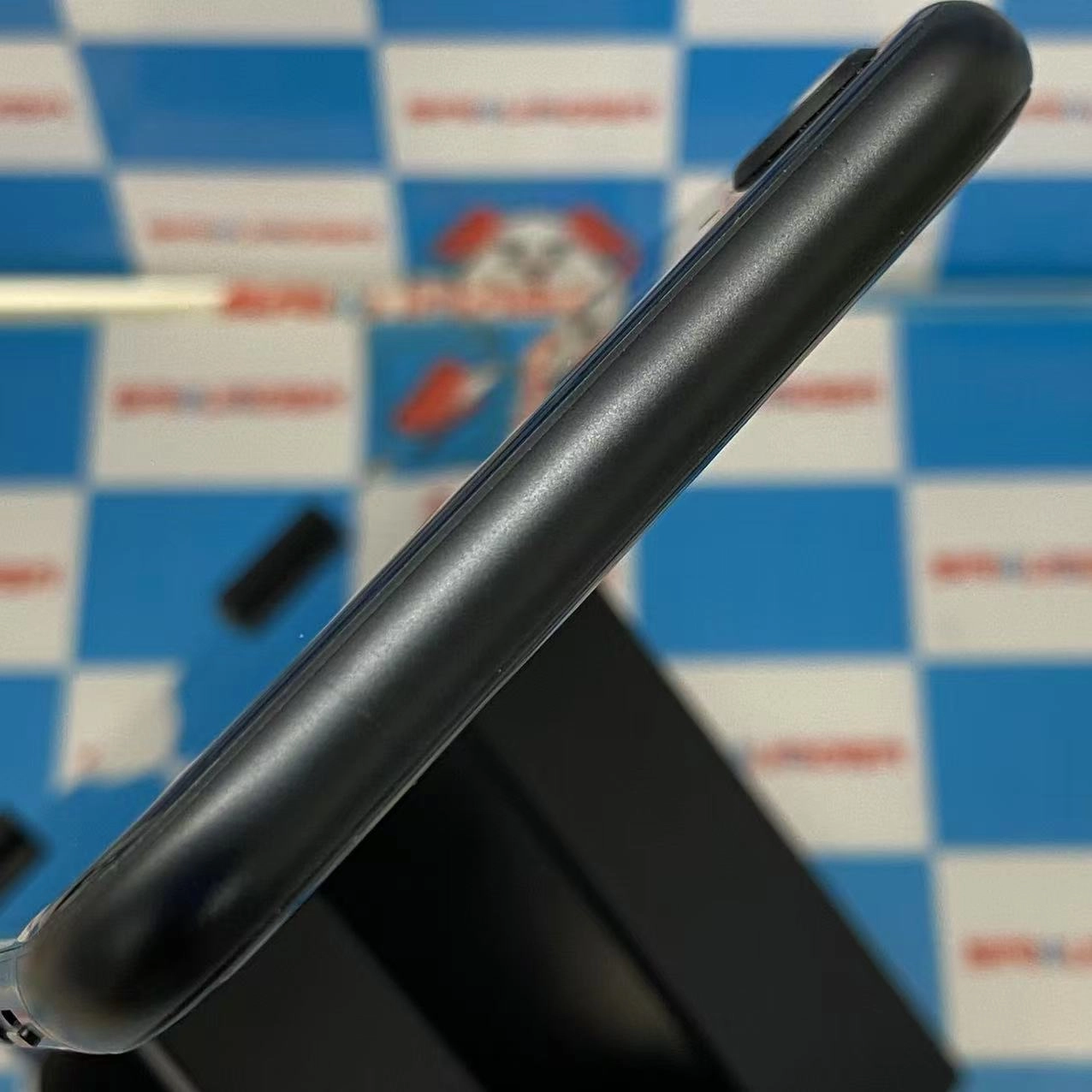 iPhoneSE 第3世代 64GB ミッドナイト MMYC3J/A SIMロック解除済 docomo 極美品