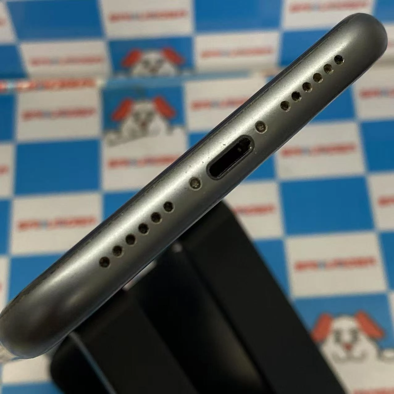 iPhone11 128GB ブラック MWM02J/A docomo ジャンク品