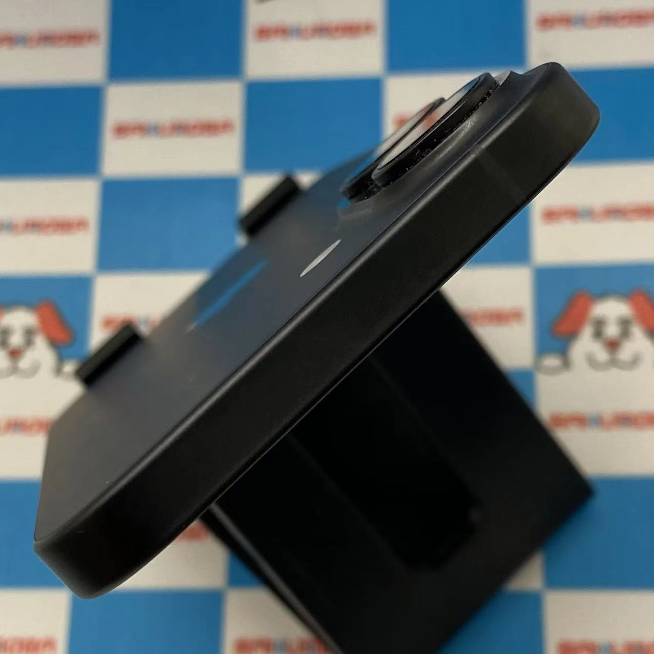 iPhone16 512GB ブラック MYE23J/A SIMフリー 美品