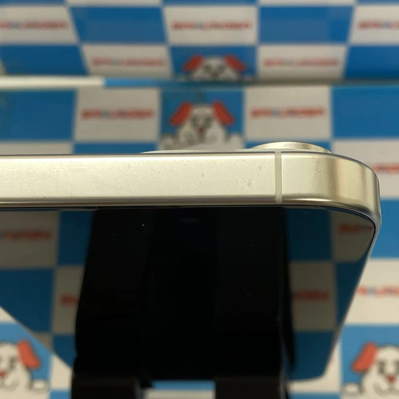 iPhone16 Pro 128GB ホワイトチタニウム MYMW3J/A AU版SIMフリー au