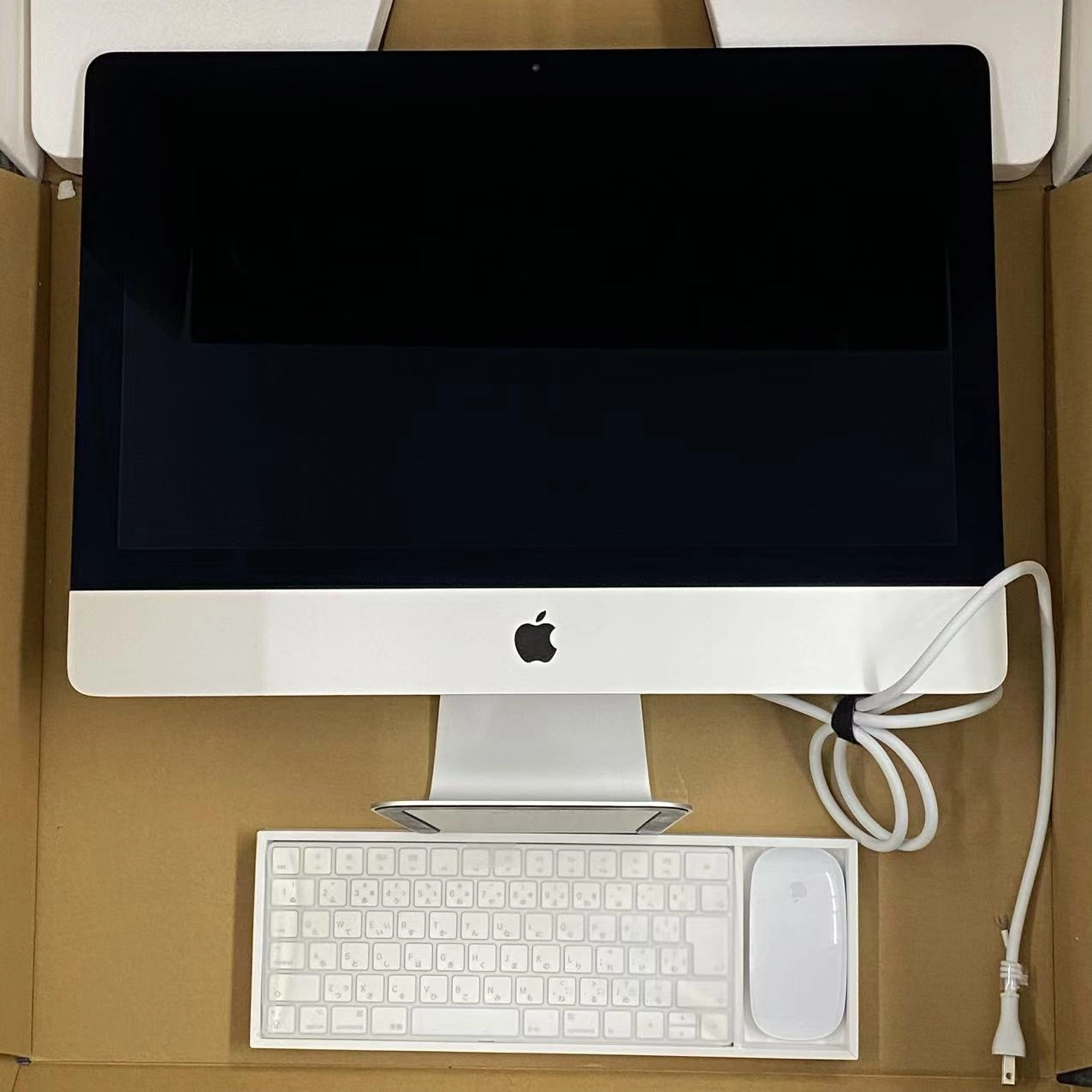 iMac 21.5-inch 2017 8GB 256GB シルバー MHK03J/A SIMフリー