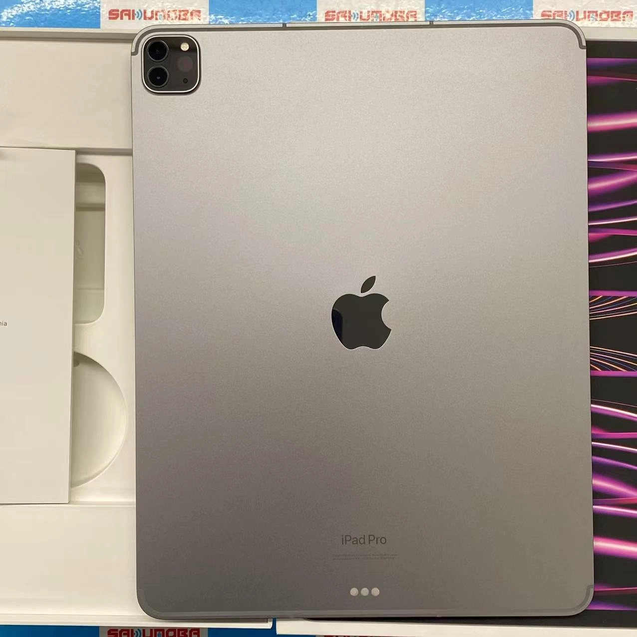 iPad Pro 12.9インチ 第6世代 Wi-Fi+Cellularモデル 1TB スペースグレイ MP243J/A au版SIMフリー 美品