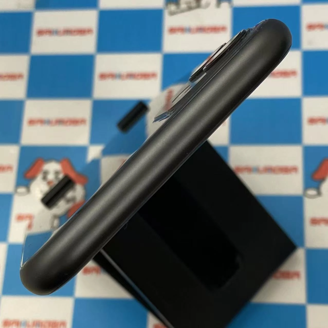 iPhone11 256GB ブラック MHDP3J/A AU版SIMフリー au