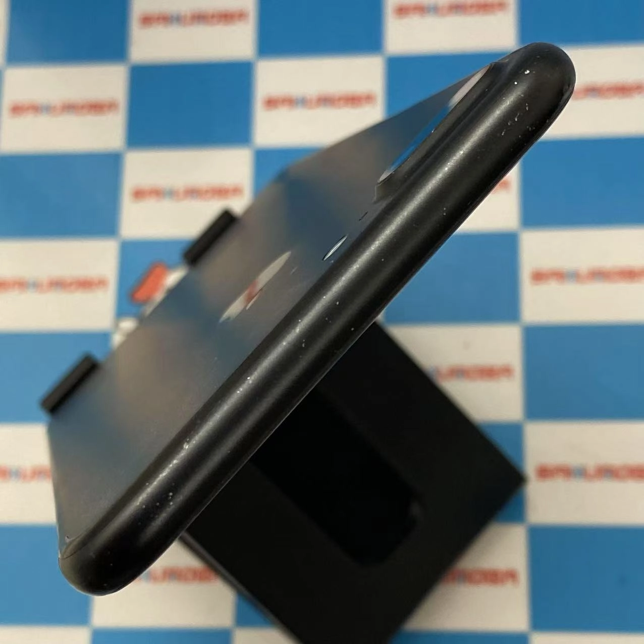 iPhone7 Plus 32GB ブラック MNR92J/A SIMロック解除済 au