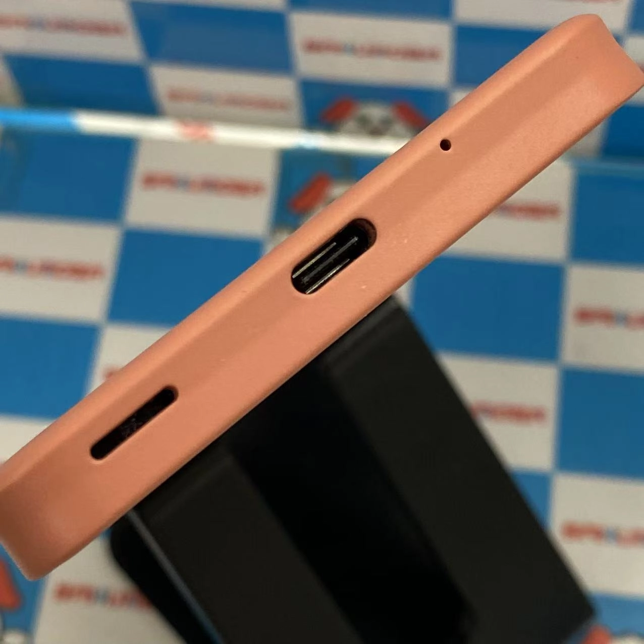 AQUOS wish2 64GB コーラル docomo版SIMフリー 極美品