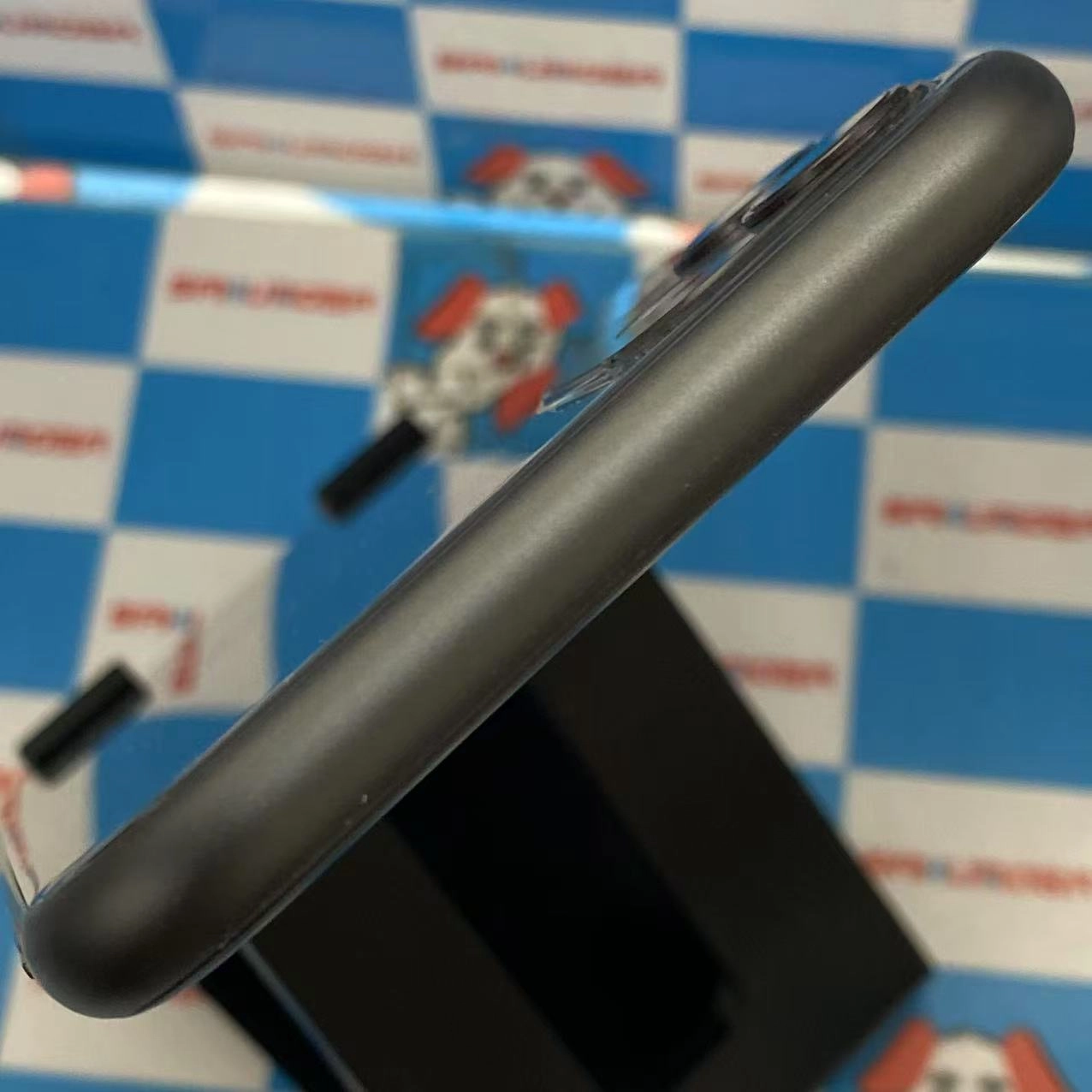 iPhone11 64GB ブラック MHC43LL/A 海外版SIMフリー 極美品