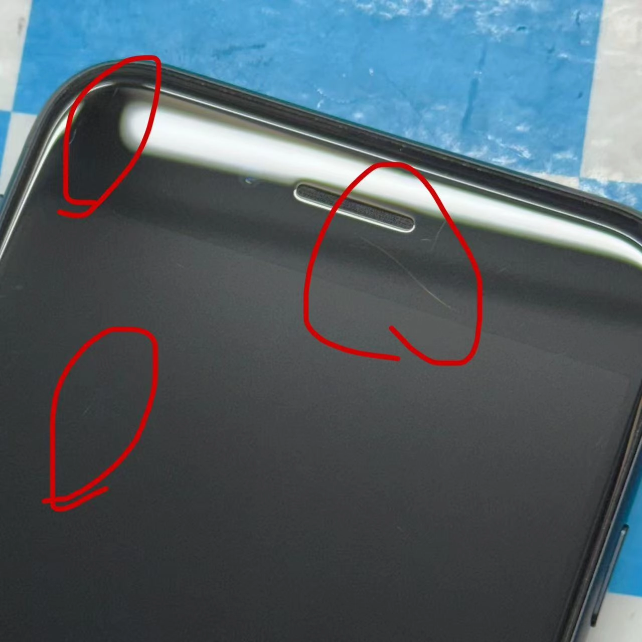 iPhoneSE 第3世代 64GB ミッドナイト MMYC3J/A SoftBank版SIMフリー ジャンク品