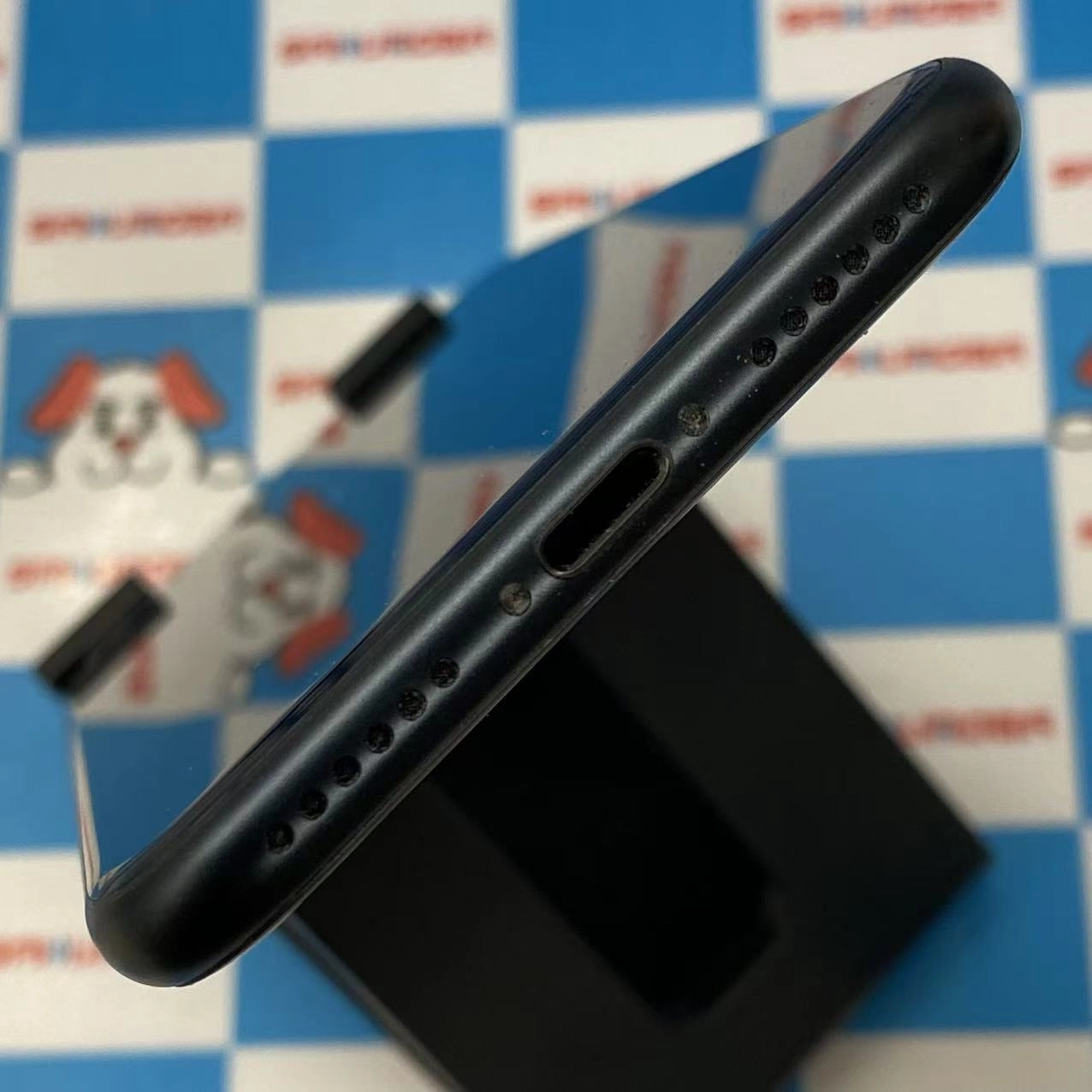 iPhoneSE 第3世代 64GB ミッドナイト MMYC3J/A SIMフリー