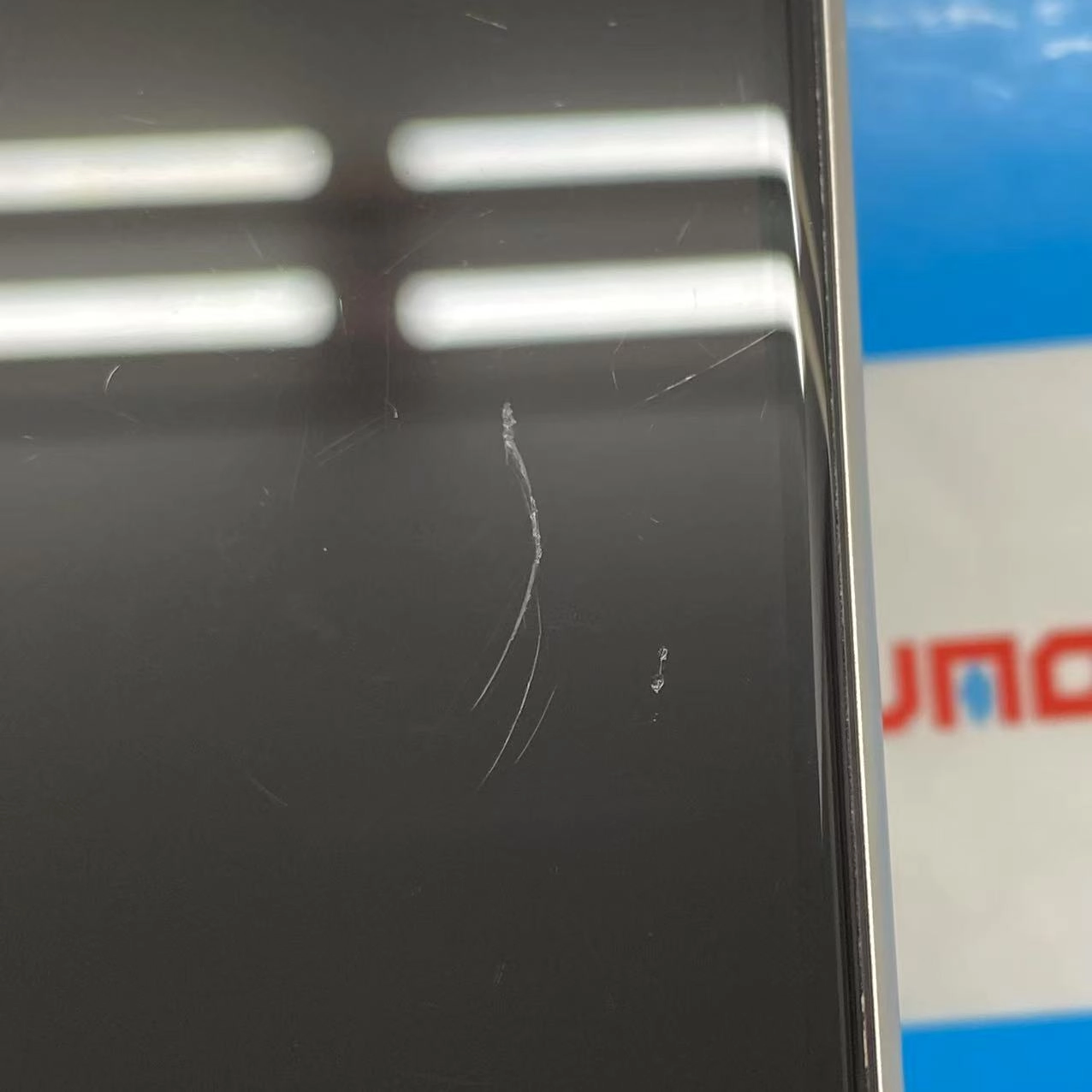 iPhoneSE 第3世代 256GB スターライト MMYK3J/A SIMフリー