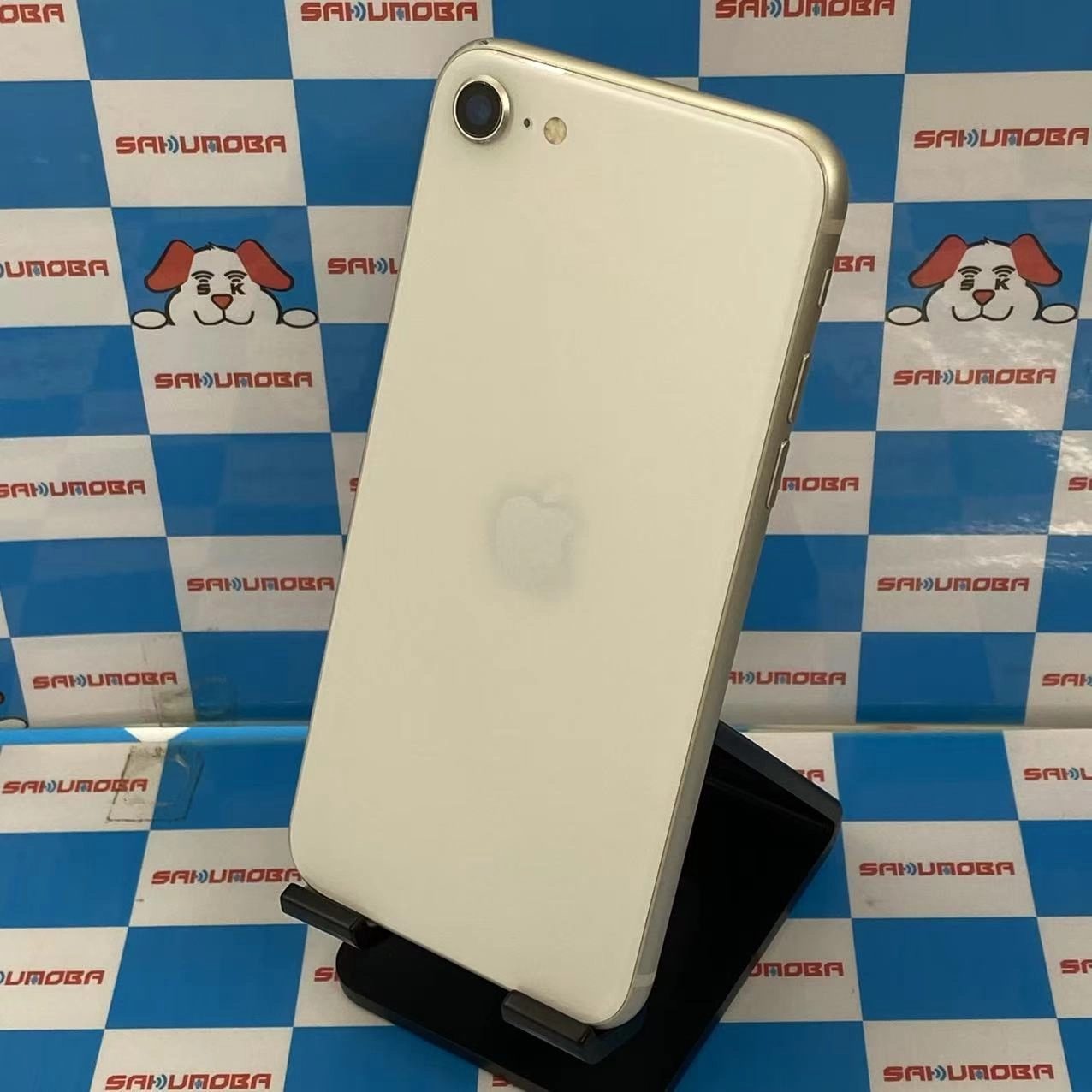 iPhoneSE 第3世代 128GB スターライト MMYG3J/A SIMロック解除済 docomo版SIMフリー