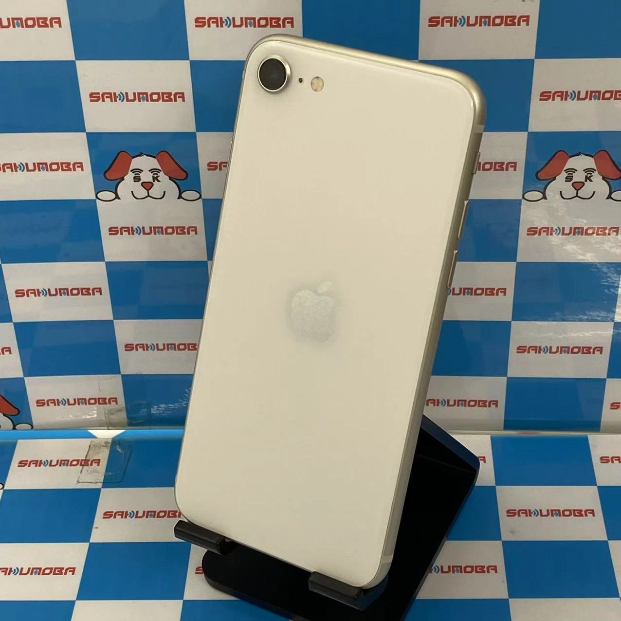 iPhoneSE 第3世代 128GB スターライト MMYG3J/A docomo版SIMフリー