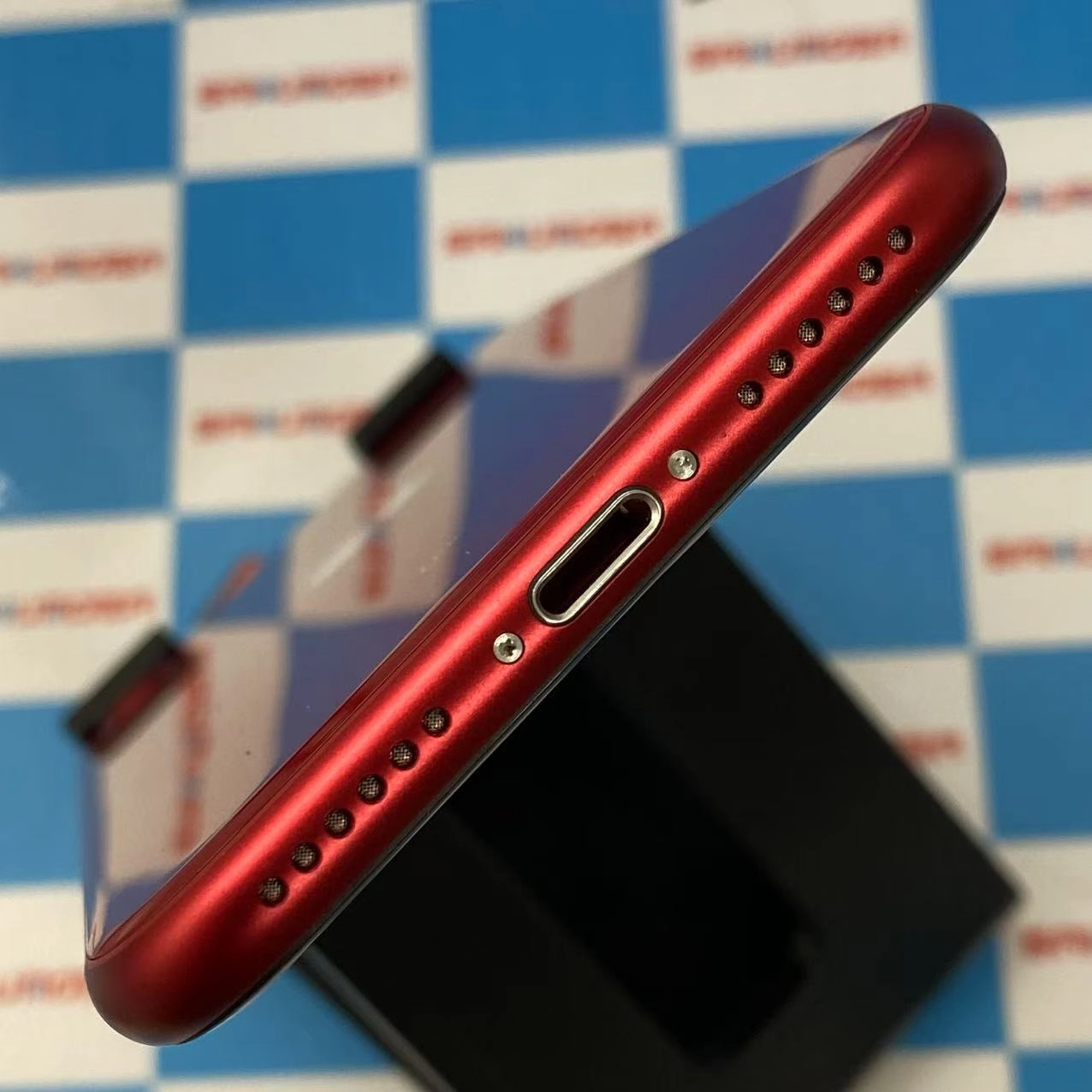 iPhoneSE 第3世代 128GB Product Red MMYH3J/A AU版SIMフリー 極美品