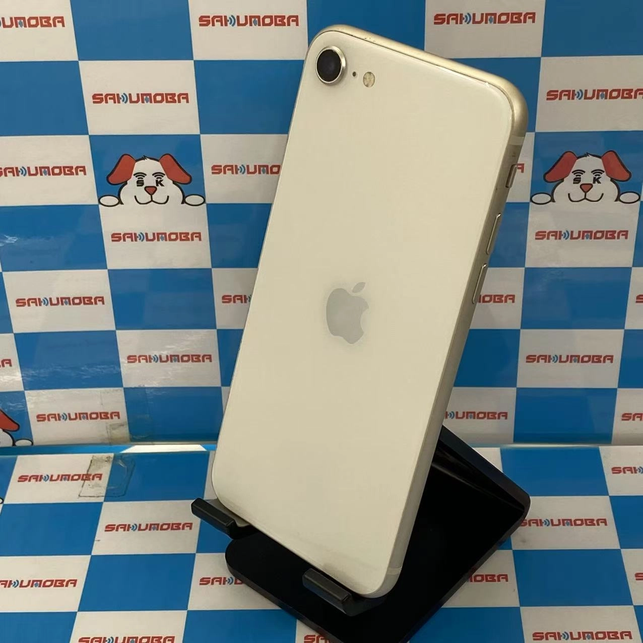 iPhoneSE 第3世代 128GB スターライト MMYG3J/A SIMロック解除済 docomo