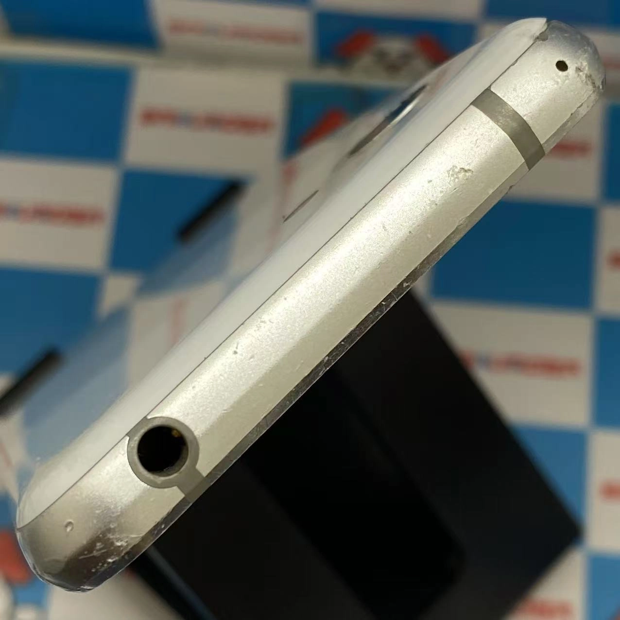 AQUOS R2 compact 64GB ディープホワイト 803SH SoftBank版SIMフリー ジャンク品