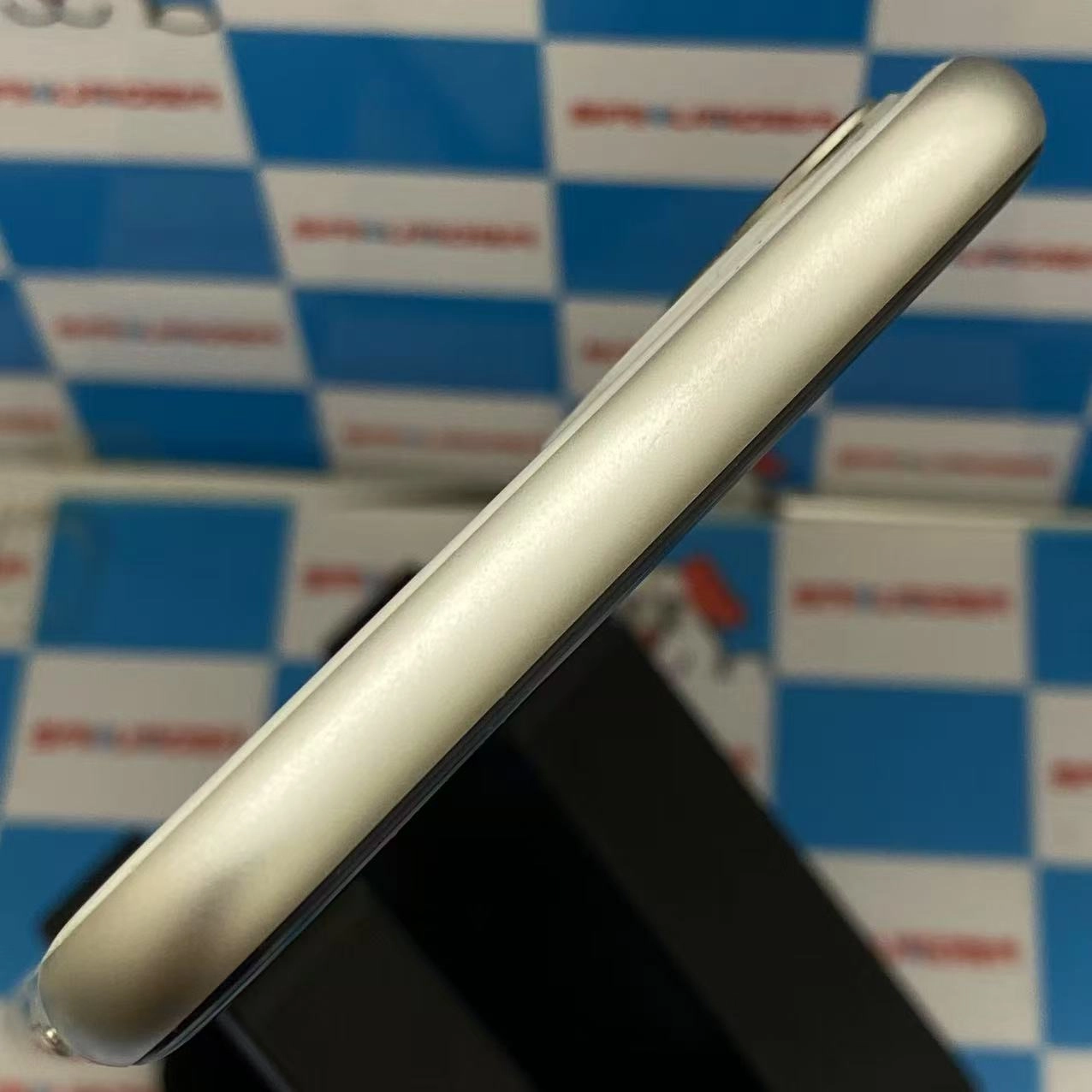 iPhone11 128GB ホワイト MWM22J/A AU版SIMフリー ジャンク品 au