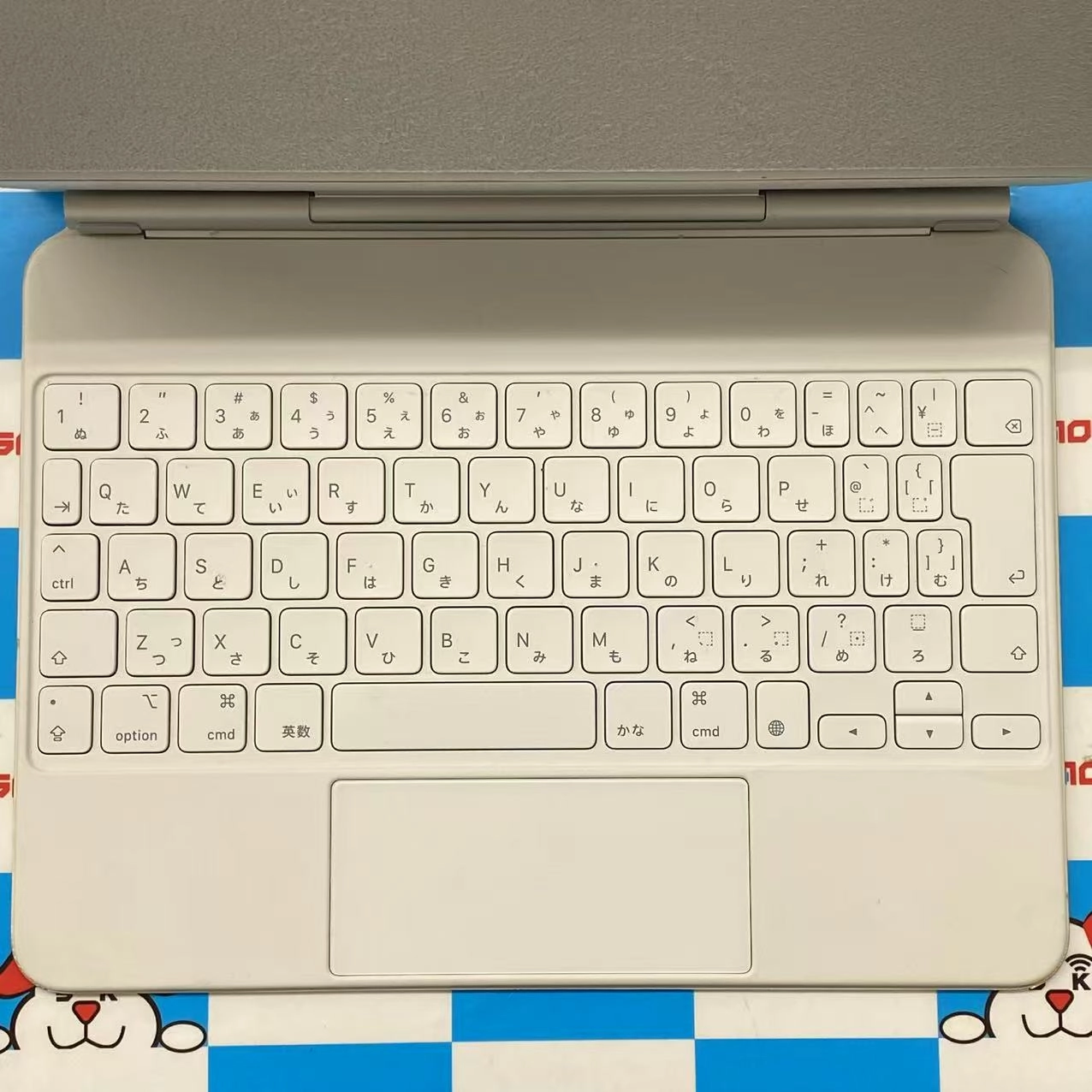 iPad 11 インチ用 Magic Keyboard  日本語（JIS）ホワイト MJQJ3J/A **