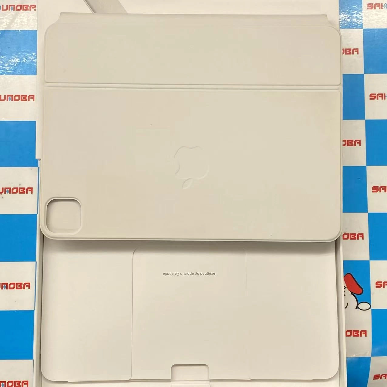 iPad 11 インチ用 Magic Keyboard  日本語（JIS）ホワイト MJQJ3J/A **