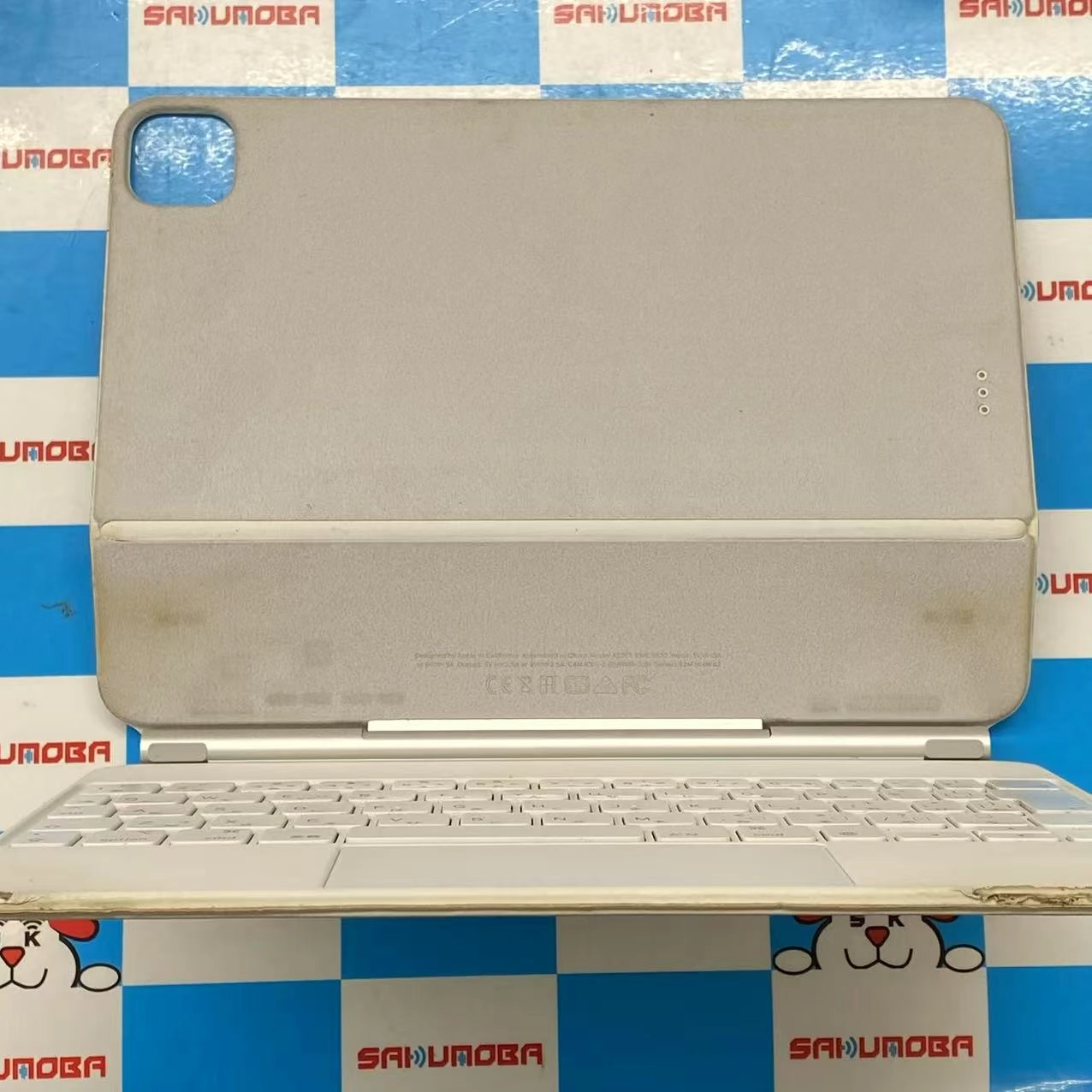 11インチiPad Pro(第2世代)用 Magic Keyboard 日本語（JIS） ホワイト A2261 **