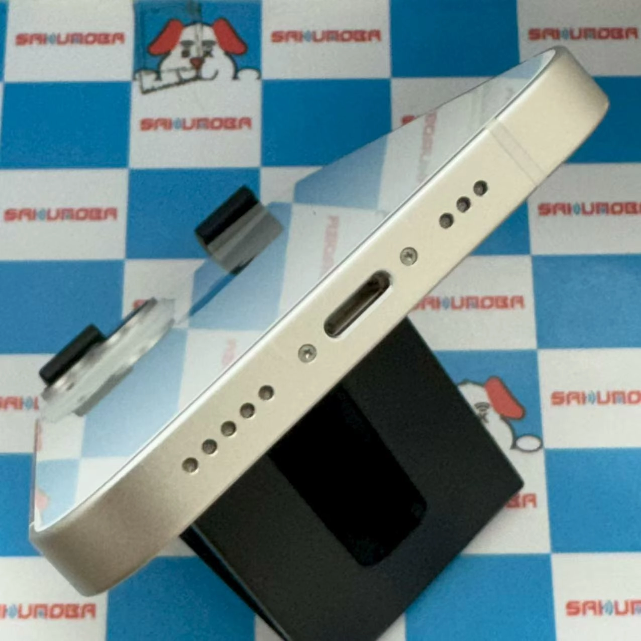 iPhone14 128GB スターライト MPUQ3J/A docomo版SIMフリー 美品