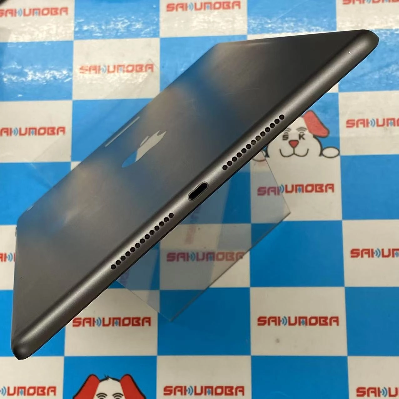 iPad 第9世代 Wi-Fiモデル 64GB スペースグレイ PK2K3X/A 訳あり品