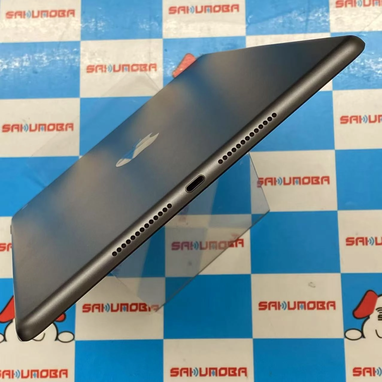 iPad 第8世代 Wi-Fiモデル 32GB スペースグレイ MYL92ZP/A 訳あり品